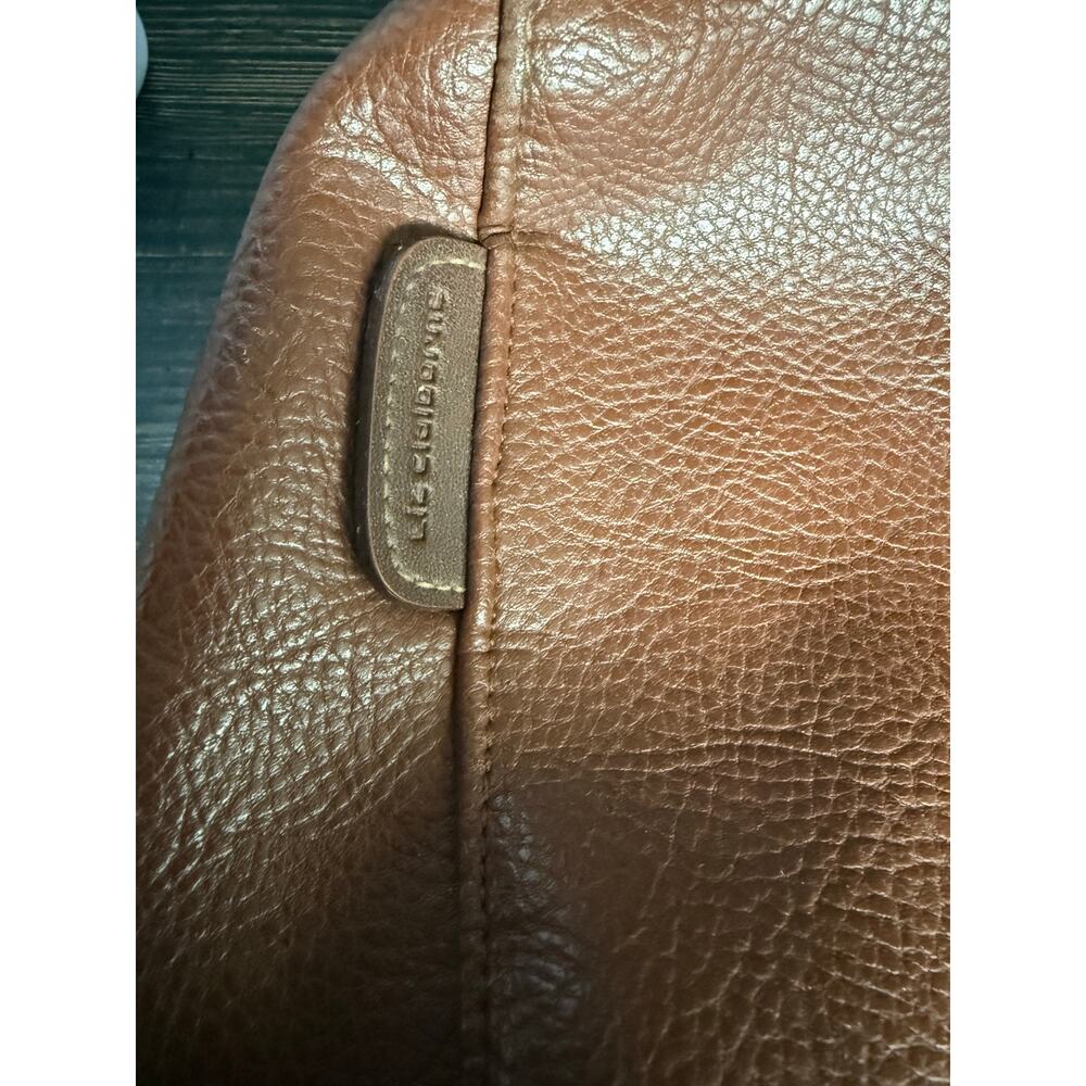 6/$25 Vintage LIZ by Liz Claiborne Brown Faux Leather Single Strap Backpack - Picture 7 of 9